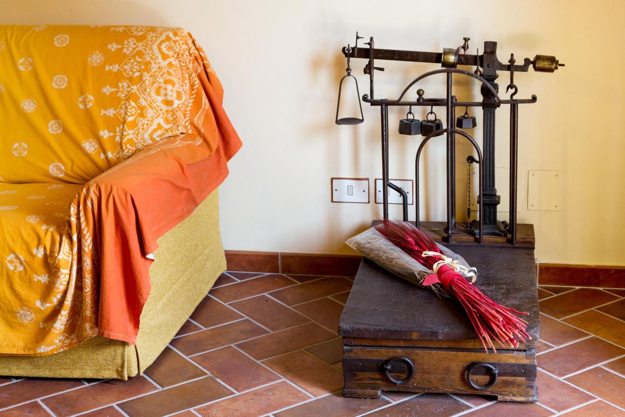 Casale Vacanze Il Granaio Cortona Ruang foto