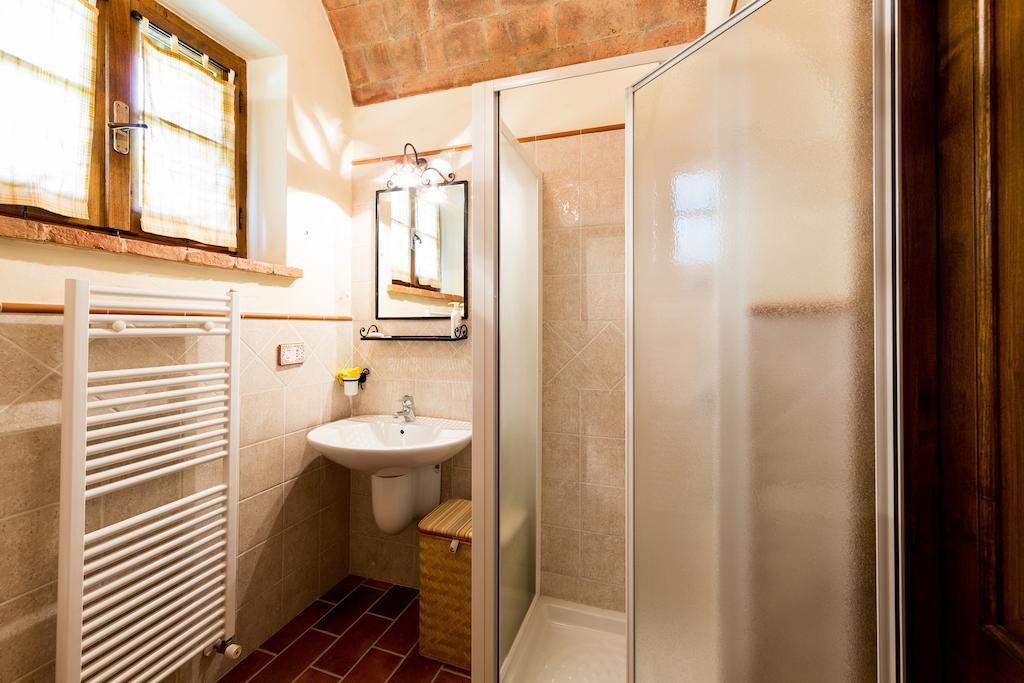 Casale Vacanze Il Granaio Cortona Ruang foto